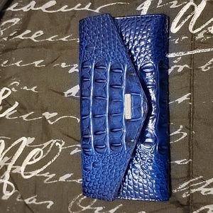 Brahmin Veronica wallet